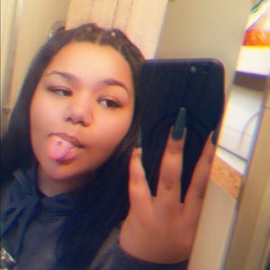 Meet your Posher, Samantha